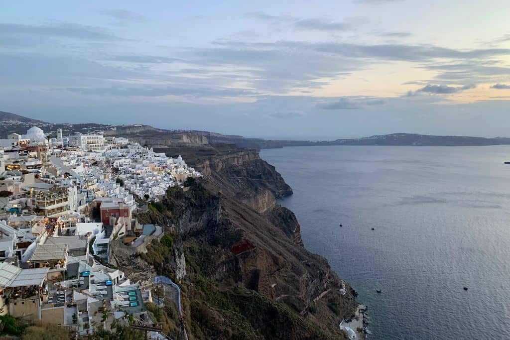 Santorini transfers or taxis are an alternative for getting Santorini if you don't want to take Uber.