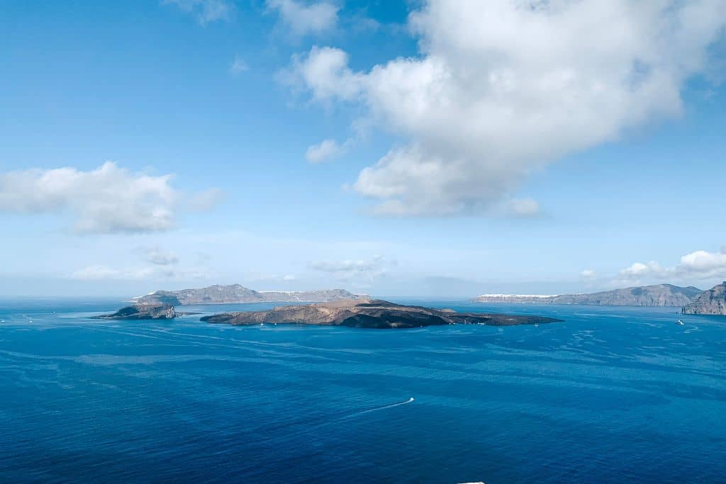 The stunning Santorini caldera.