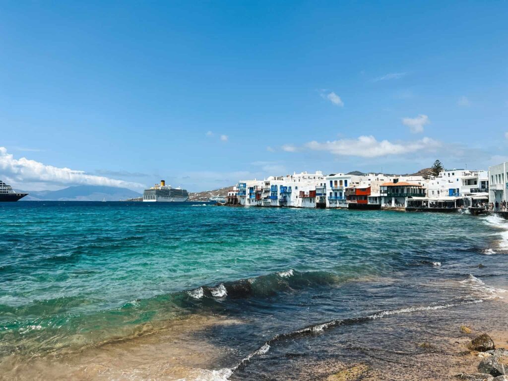 Little Venice is a must-see in Chora!