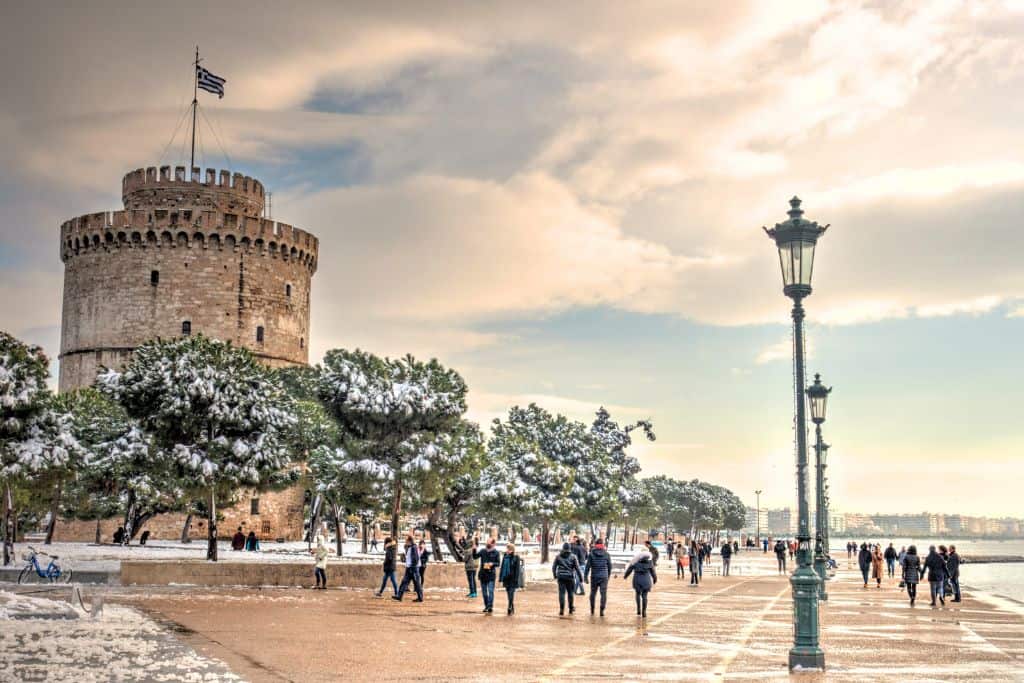 It does snow in Greece as you go north, such as in the popular city of Thessaloniki.