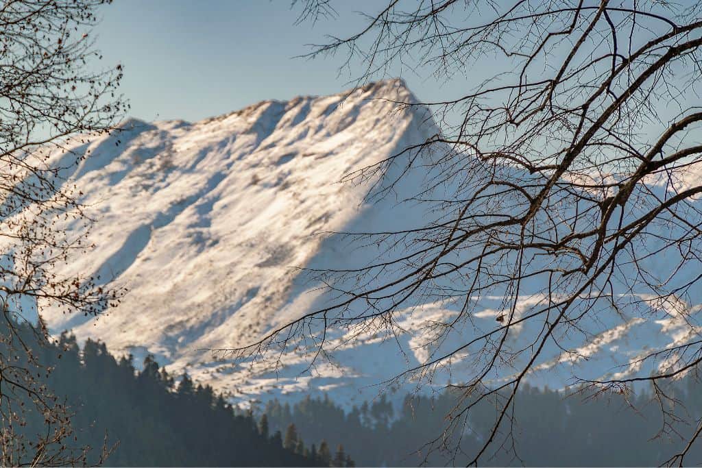 Snow in the mountains by Metsovo.