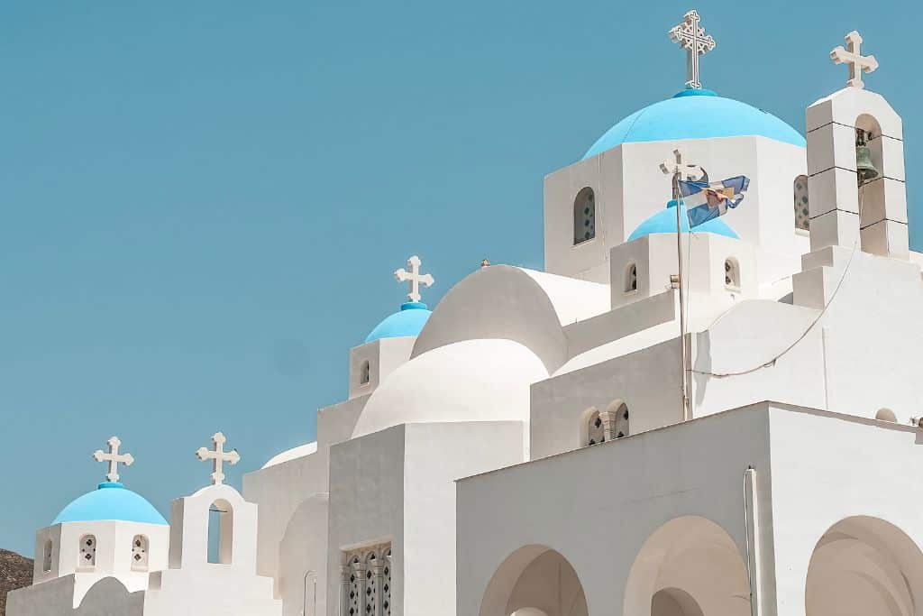 Why is Naxos worth visiting? You'll get to see stunning Cycladic archtitecture.