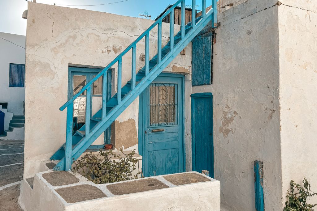 You can find charming Cycladic architecture throughout Milos.